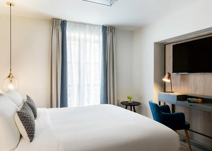 Renaissance Vendome 5*