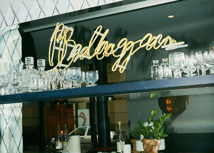 Renaissance Vendome 5*