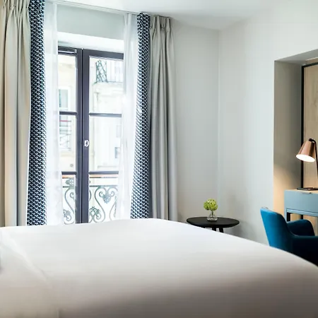 Renaissance Vendome 5*