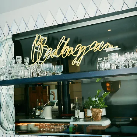 르네상스 방돔 5*