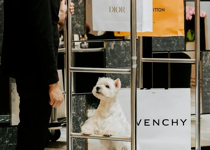 Отель Renaissance Vendome 5*