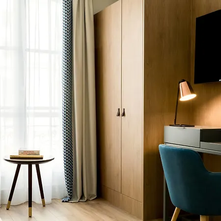 Renaissance Vendome Hotel