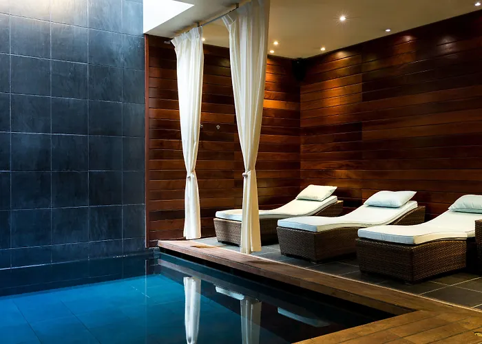 Renaissance Vendome 5*