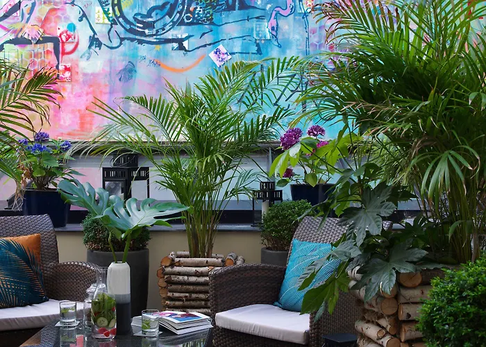 Renaissance Vendome 5*