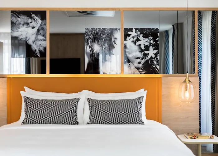 Renaissance Vendome 5*